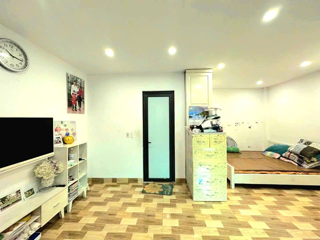 TỨ HIỆP THANH TRÌ GIÁP ĐÔ THỊ HỒNG HÀ VÀI BƯỚC RA CHỢ TỨ HIỆP 58m 4 tầng GIÁ CHỈ LOANH QUANH 6Đ.